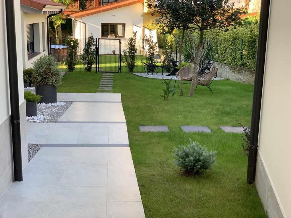 Adosadoduplex Marea Baja 3 Zona Playa Ideal Familias Parejas Y Amigos Llanes Ngoại thất bức ảnh